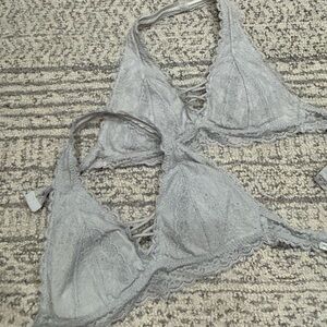 Gilly Hicks gray lace bra with floral embroidery
